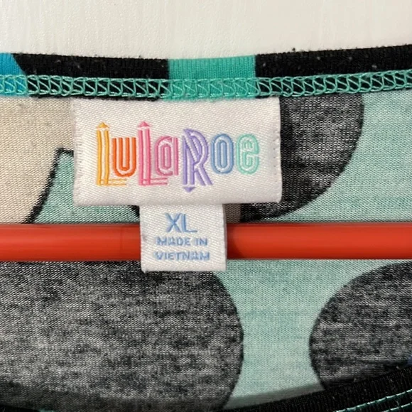 LulaRoe Disney Minnie Irma Top Size XL - Picture 3 of 3